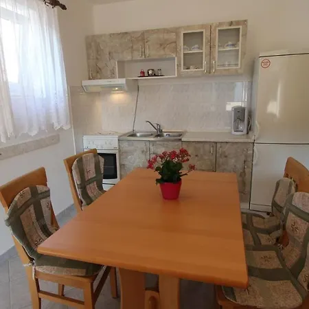 Vrbovcan Vendégház Malinska